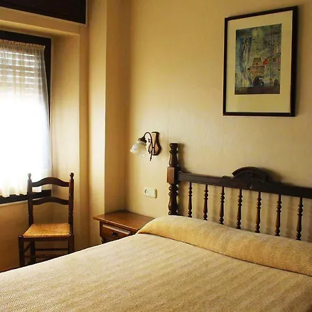 Hostal Rita Belvedere-3